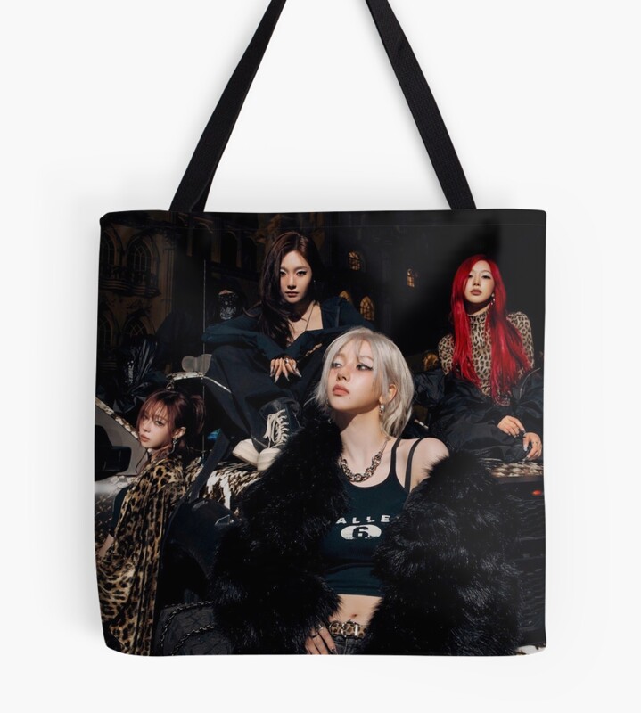 Aespa Tote Bag