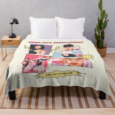 Aespa Core Girl Group Throw Blanket