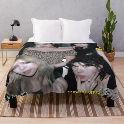 Aespa Kpop 4 Spicy Throw Blanket