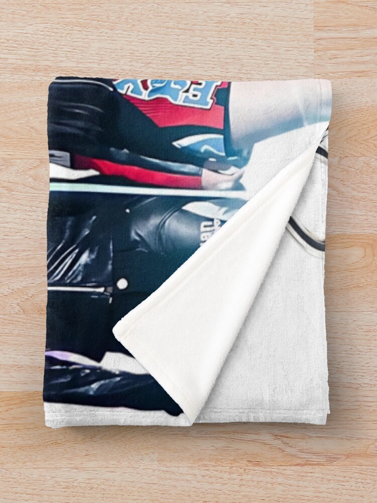 Aespa Throw Blanket - Image 2