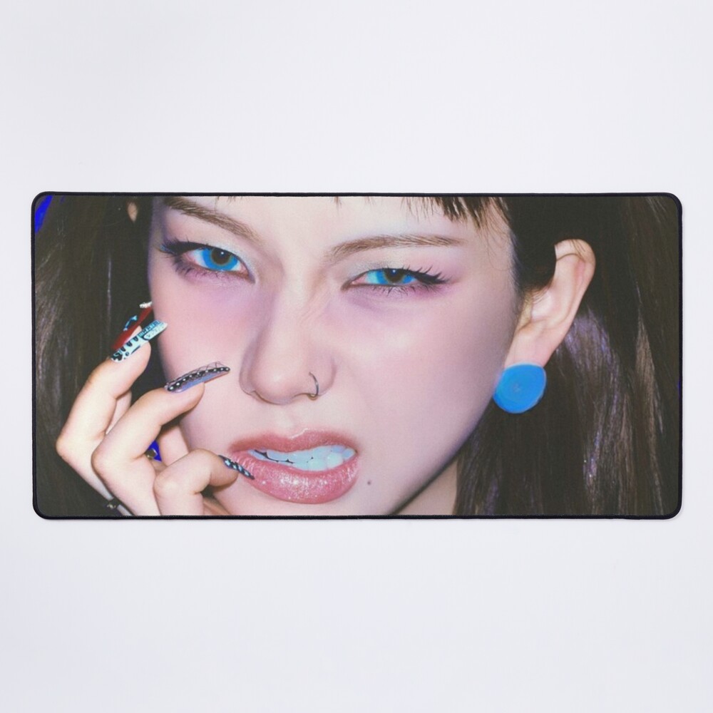 Aespa Rich Man Karina Mouse Pad
