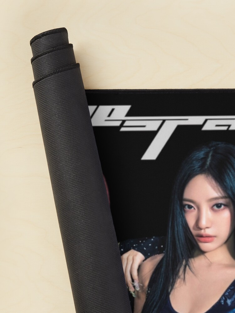 Supernova Photo Aespa Mouse Pad - Image 2