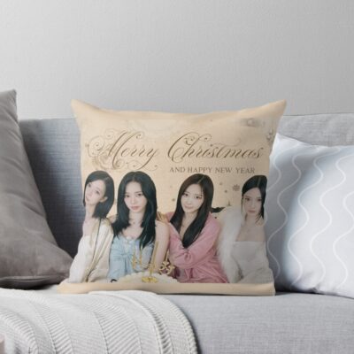 Merry Christmas Aespa Throw Pillow